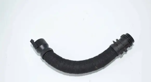 BMW 6 F06 Gran coupe Breather hose/pipe 586509 7810772 13717810772