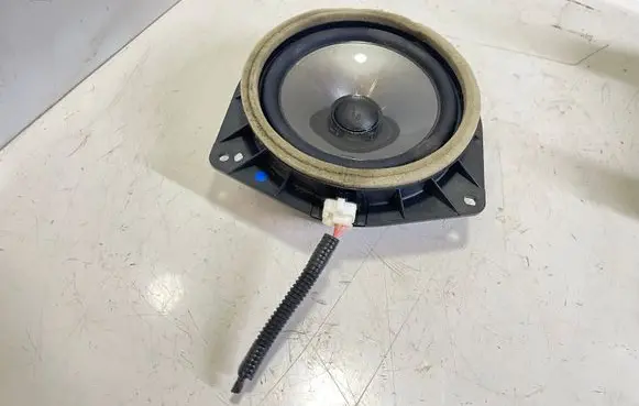 Lexus IS 220D-250-350 Rear door speaker 8616053210