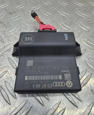 Audi A4 S4 B8 8K Gateway control module 8T0907468H