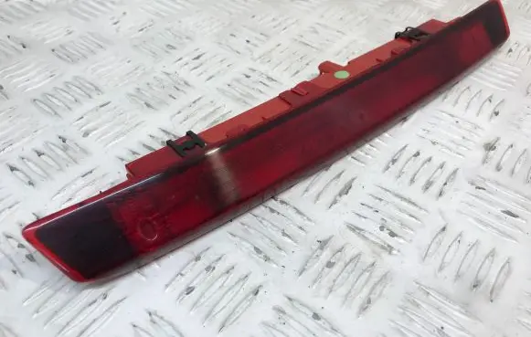 Ford Focus Third/center stoplight BS7113A601BD