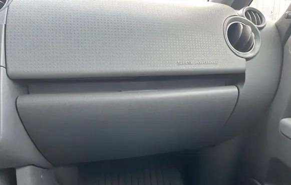 Mitsubishi Colt Glove box 