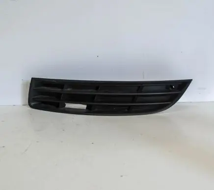 Volkswagen PASSAT B7 USA Front grill 3C0853665