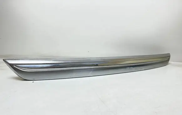 Honda FR-V Trunk door license plate light bar 74890SJD003120