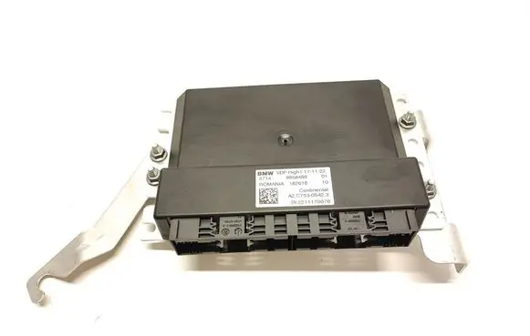 BMW 4 G22 G23 G24 G26 Air suspension control unit module (rear) 8858488