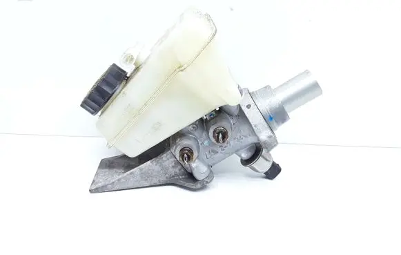 Brake fluid reservoir