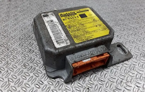Renault Scenic I Airbag control unit/module 7700415231J 550509900