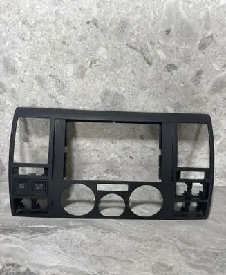 Volkswagen Transporter - Caravelle T5 Radio/GPS head unit trim 7H0857237