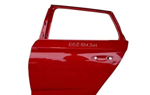 Skoda Kamiq Rear door