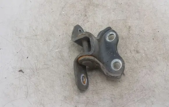 Toyota Auris 150 Front door upper hinge NOCODE