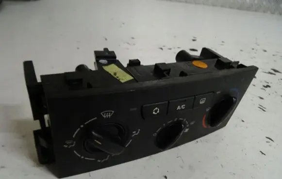 Peugeot 207 Climate control unit PANELNAWIEWU