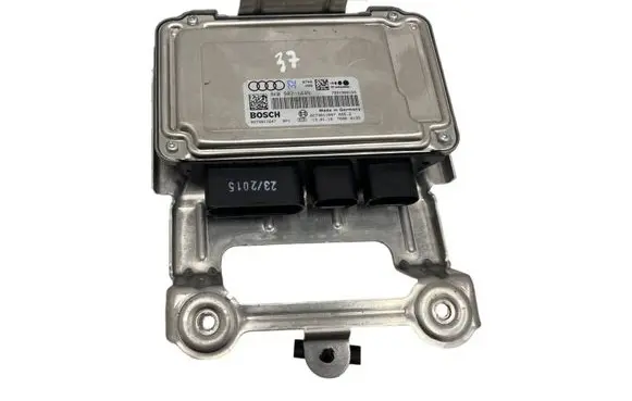 Audi RS6 C7 Steering rack control module 8K0907144N 0273011047 8K0907731