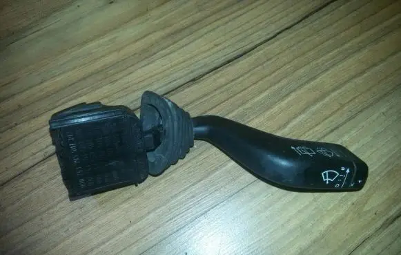Opel Vectra B Wiper control stalk 090243395501392 090243254501378
