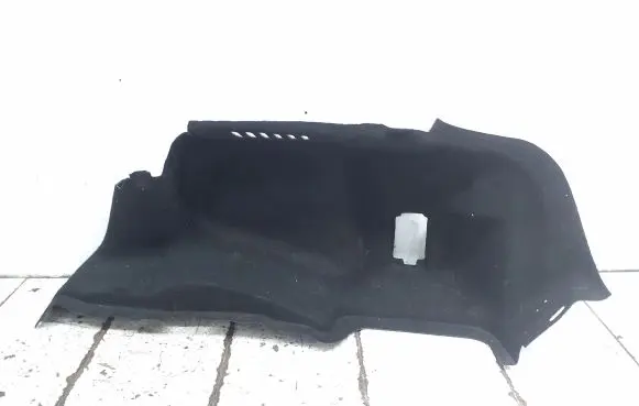 Trunk/boot side trim panel