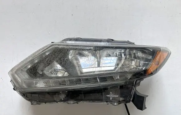 Nissan X-Trail T32 Headlight/headlamp 260604BA2A