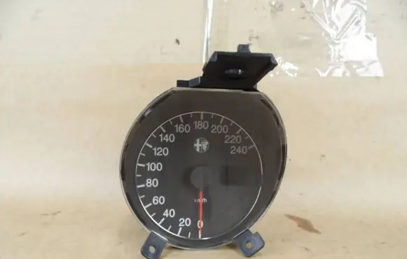 Alfa Romeo 156 Speedometer (instrument cluster) 4035A6BD