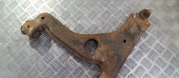Opel Vectra B Front lower control arm/wishbone