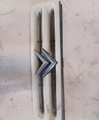 Citroen Jumper Front bumper upper radiator grill 1304699070 3160