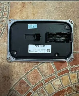 Mercedes-Benz S W222 Headlight ballast module Xenon A2139005711 A2139015404 A2229023612