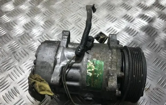 Renault Megane I Air conditioning (A/C) compressor (pump) sd7v16