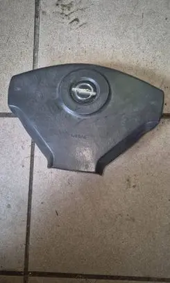 Steering wheel airbag
