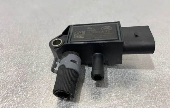 Jaguar XE Exhaust gas pressure sensor G4D35L200AB
