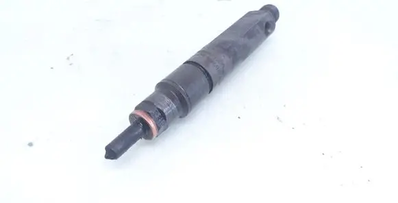 Fuel injector