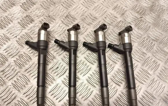 Opel Astra K Fuel injectors set 55578075 08110406 03U27746