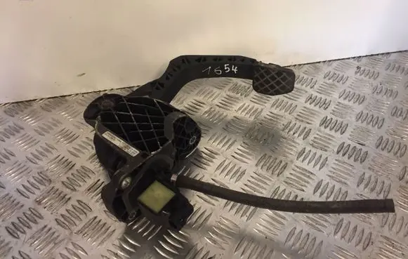 Seat Toledo III (5P) Accelerator throttle pedal 1K1721059BJ 1654