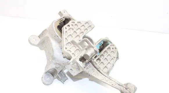 Mercedes-Benz EQS V297 Engine mount bracket A2978306602