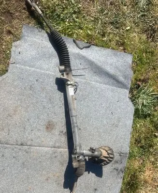 Volvo V50 Steering rack 64013131