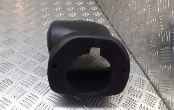 Suzuki Liana Steering wheel column trim