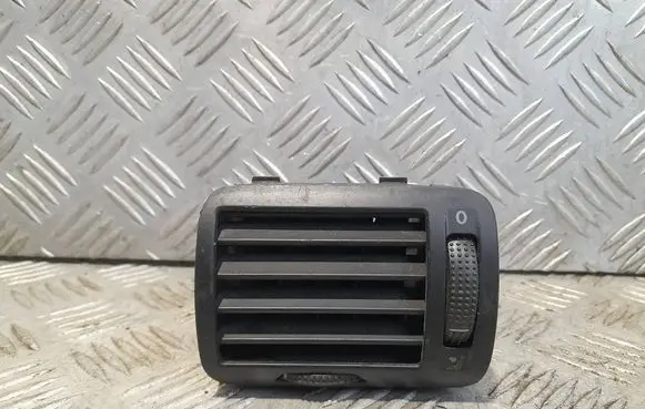 Volkswagen PASSAT B5 Dash center air vent grill 3B0819703D