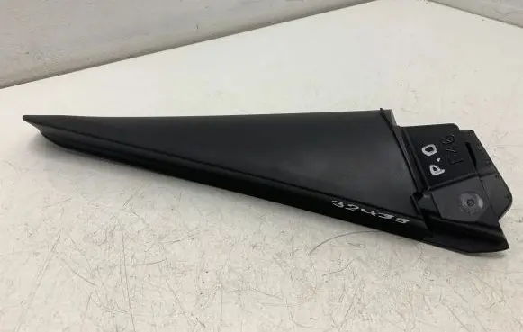BMW 2 F46 Other front door trim element 7333896