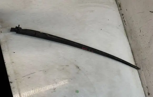 Volkswagen Golf V Windshield trim 1K0854319G