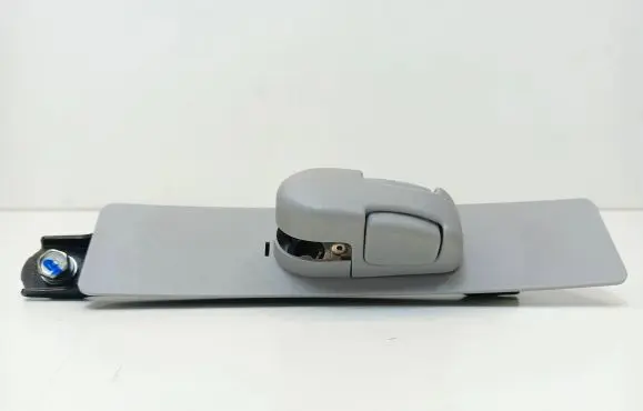 Honda CR-V Front seatbelt
