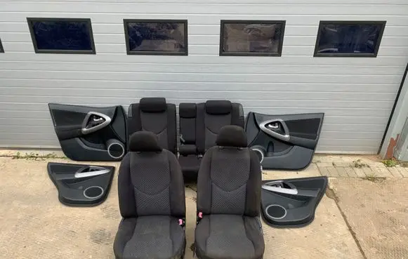 Toyota RAV 4 (XA30) Seat and door cards trim set 