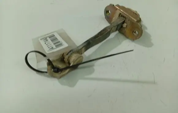 Nissan Primera Rear door check strap stopper 