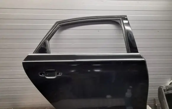 Audi A8 S8 D4 4H Rear door