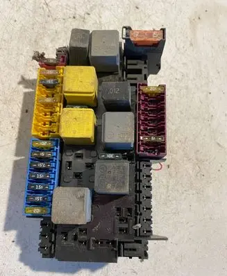 Mercedes-Benz GLE (W166 - C292) Fuse module A1669068201 60LT69081Z
