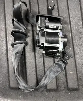 Volvo S90, V90 Front seatbelt 31675248 P31675248 636201600C