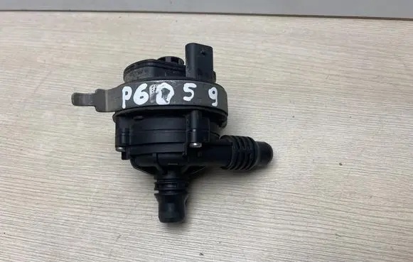 BMW 3 G20 G21 Electric auxiliary coolant/water pump 8651287