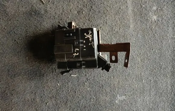 KIA Sportage Fuse module