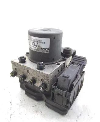 Hyundai i40 ABS Pump 589203Z910