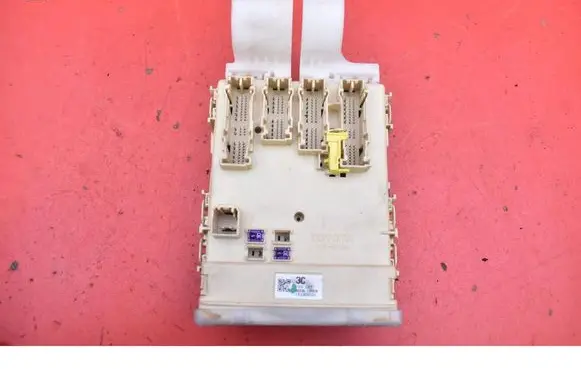 Toyota Auris E180 Engine control unit/module ECU 8922102331