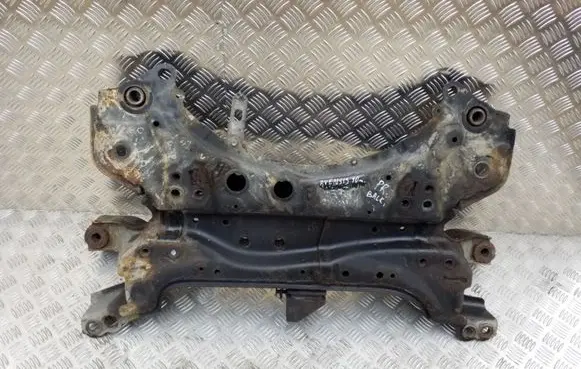 Toyota Avensis T270 Front subframe