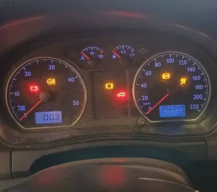 Volkswagen Polo IV 9N3 Speedometer (instrument cluster) 6Q0920801M VWZ7Z0B5398918
