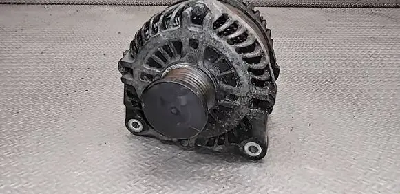 Renault Trafic III (X82) Generator/alternator 231009096R
