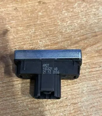 Ford S-MAX Windscreen/window heater switch 6m2t18c621ab