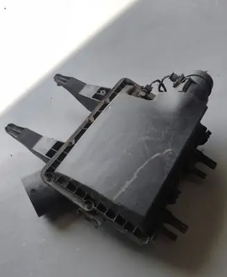 Mercedes-Benz Sprinter W906 Air filter box 2E0129601D 9065280206