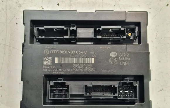 Audi A4 S4 B8 8K Comfort/convenience module 8K0907064C